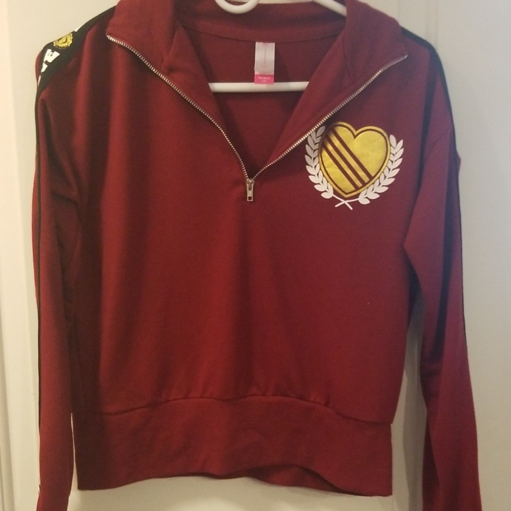 Half zip sweatshirt